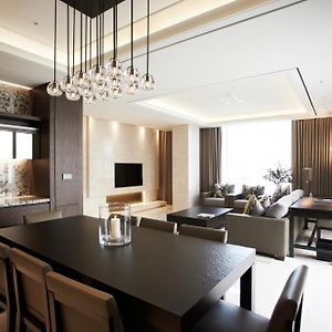 Suite taman raja